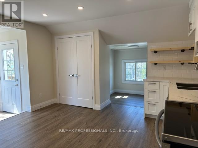 1 - 213 Pine Street Property Photo 9