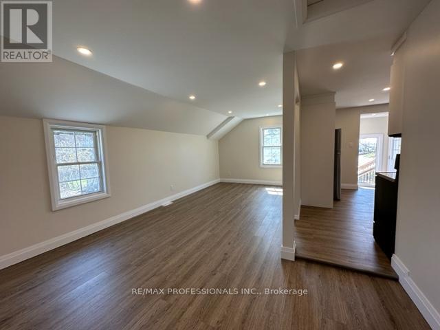 1 - 213 Pine Street Property Photo 17