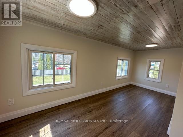 1 - 213 Pine Street Property Photo 18