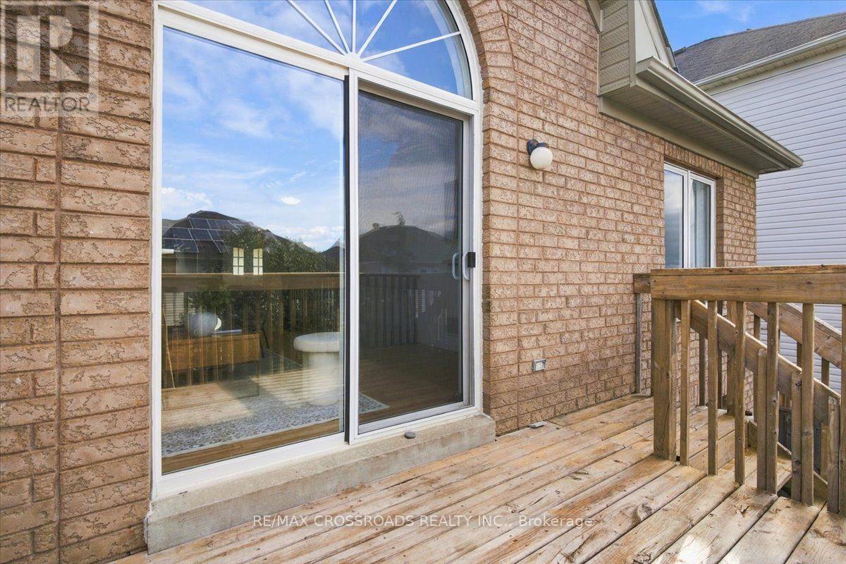 1220 Langley Circle Property Photo 9
