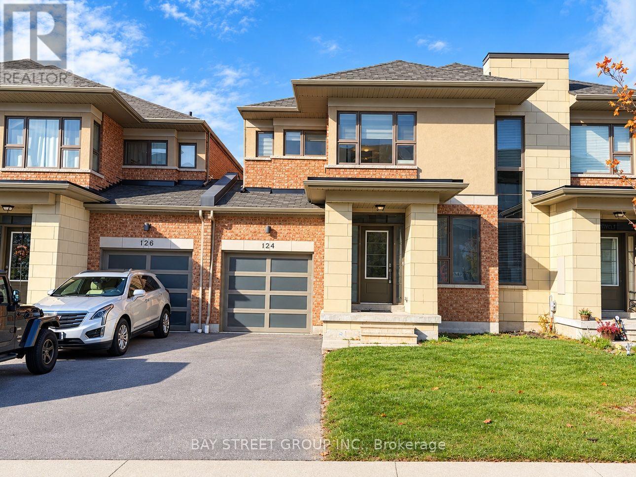 124 Vanier Street Property Photo 1