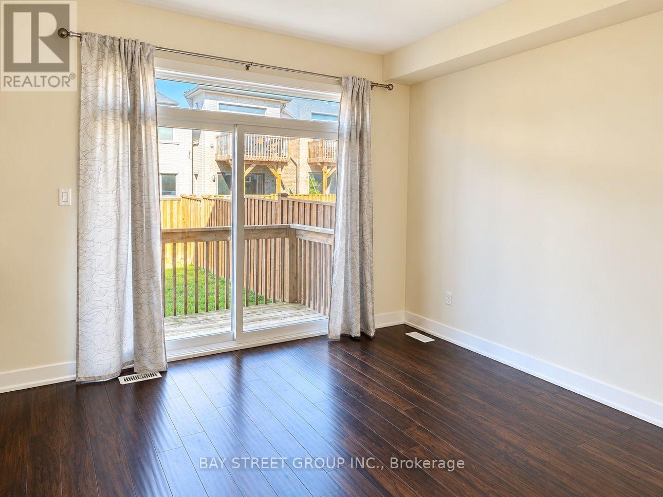 124 Vanier Street Property Photo 4
