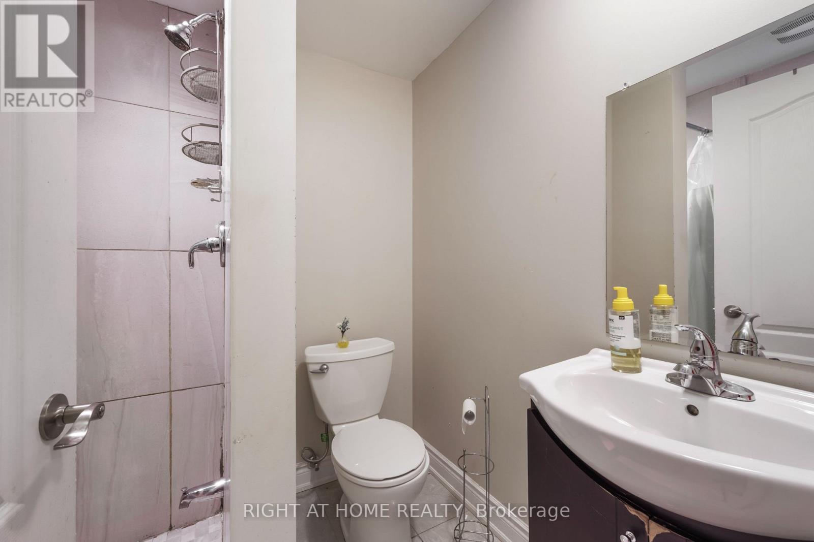 21 Cleethorpes Boulevard Property Photo 25