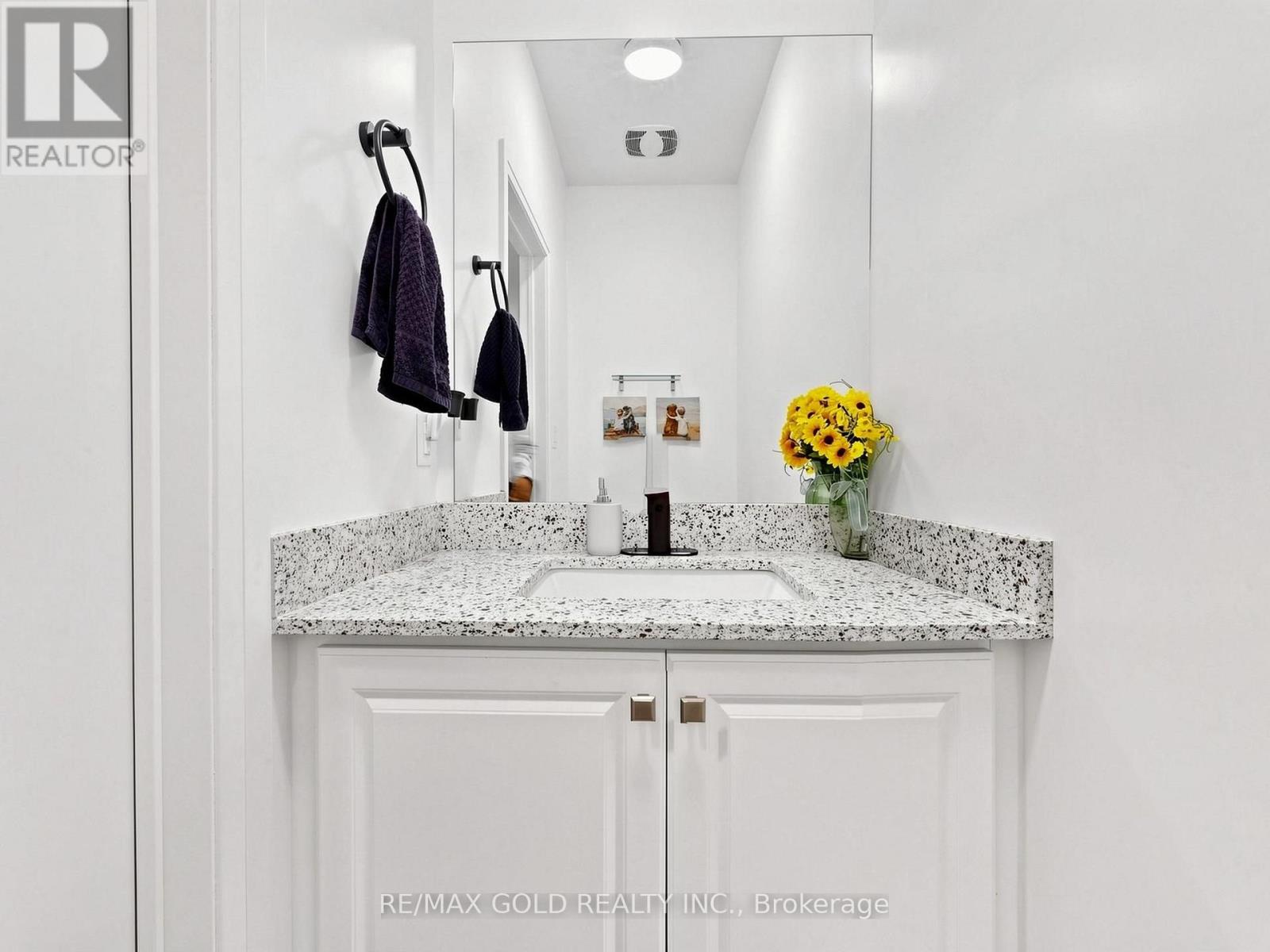 77 Chelliah Court Property Photo 23