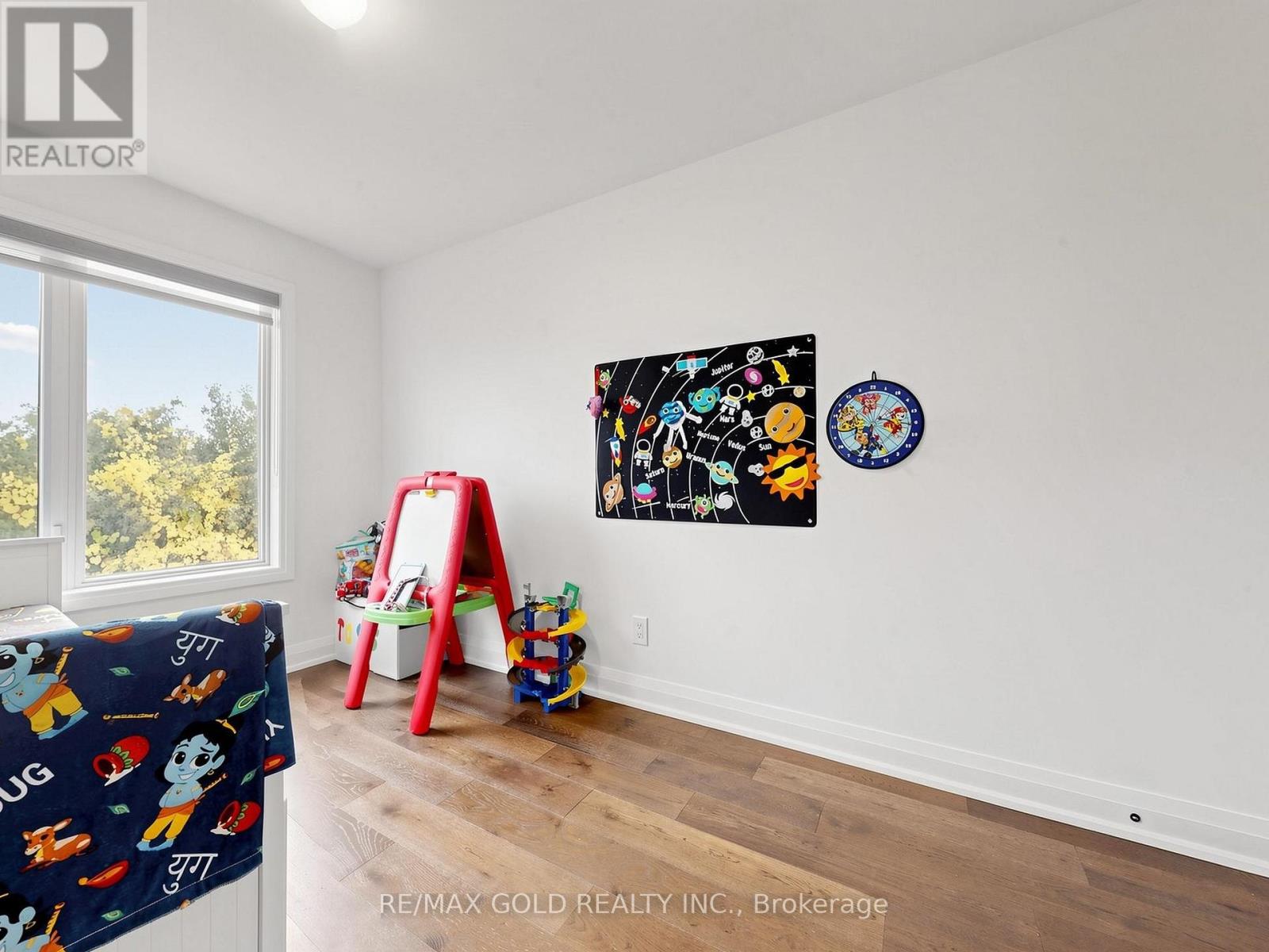 77 Chelliah Court Property Photo 39