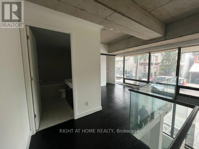 90 Broadview Avenue Property Photo 4