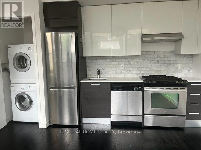 90 Broadview Avenue Property Photo 6
