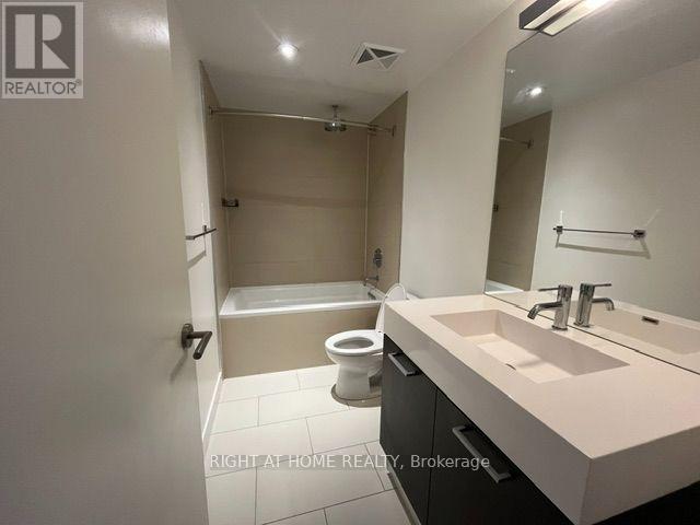 90 Broadview Avenue Property Photo 8