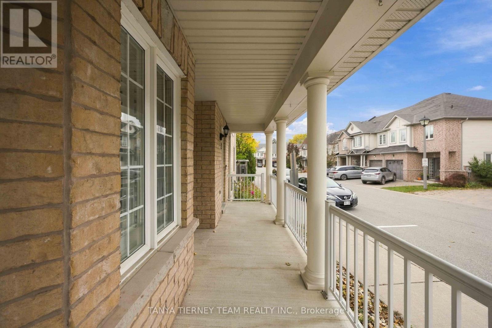 2 Delight Way Property Photo 4