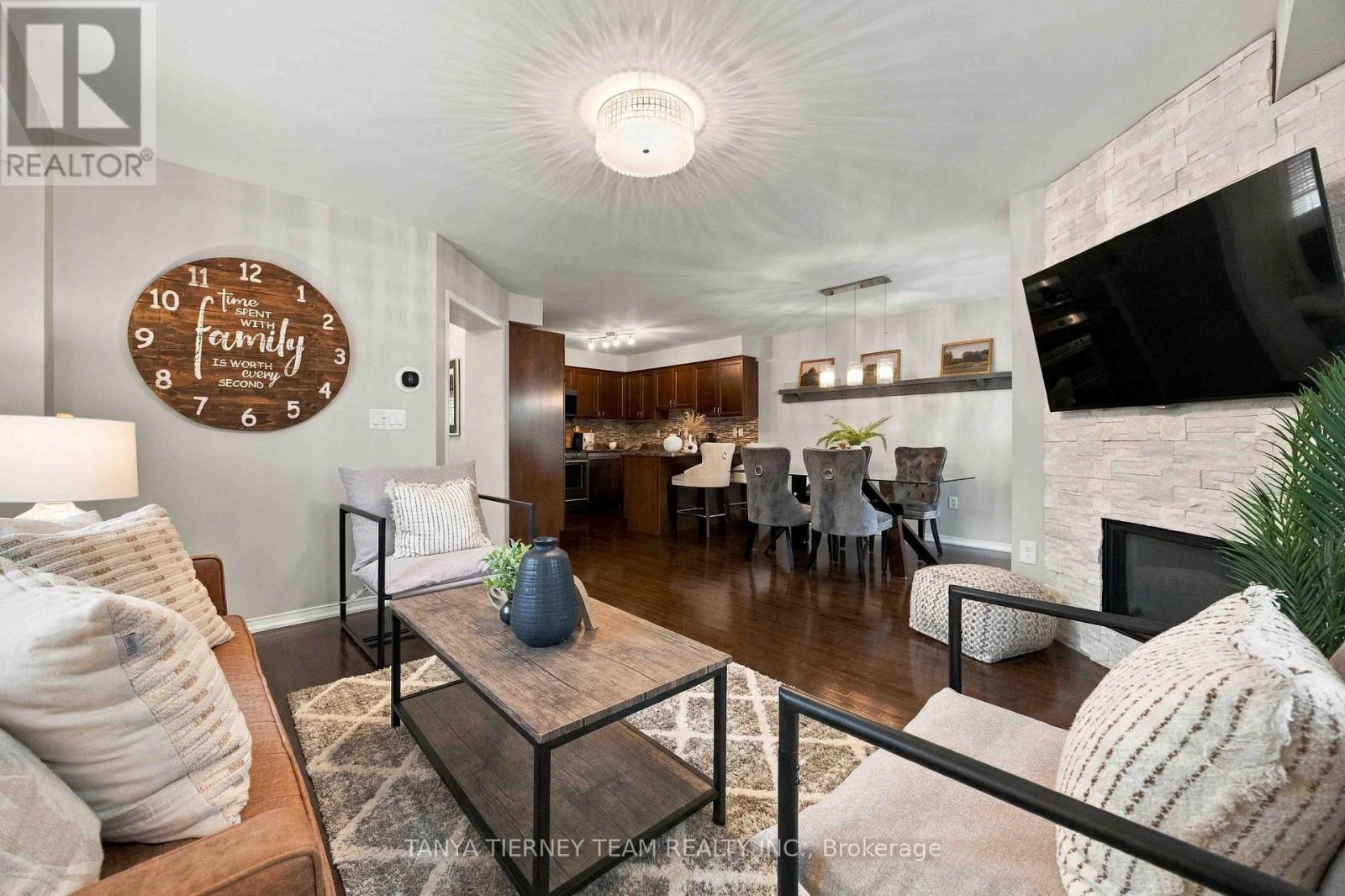 2 Delight Way Property Photo 12