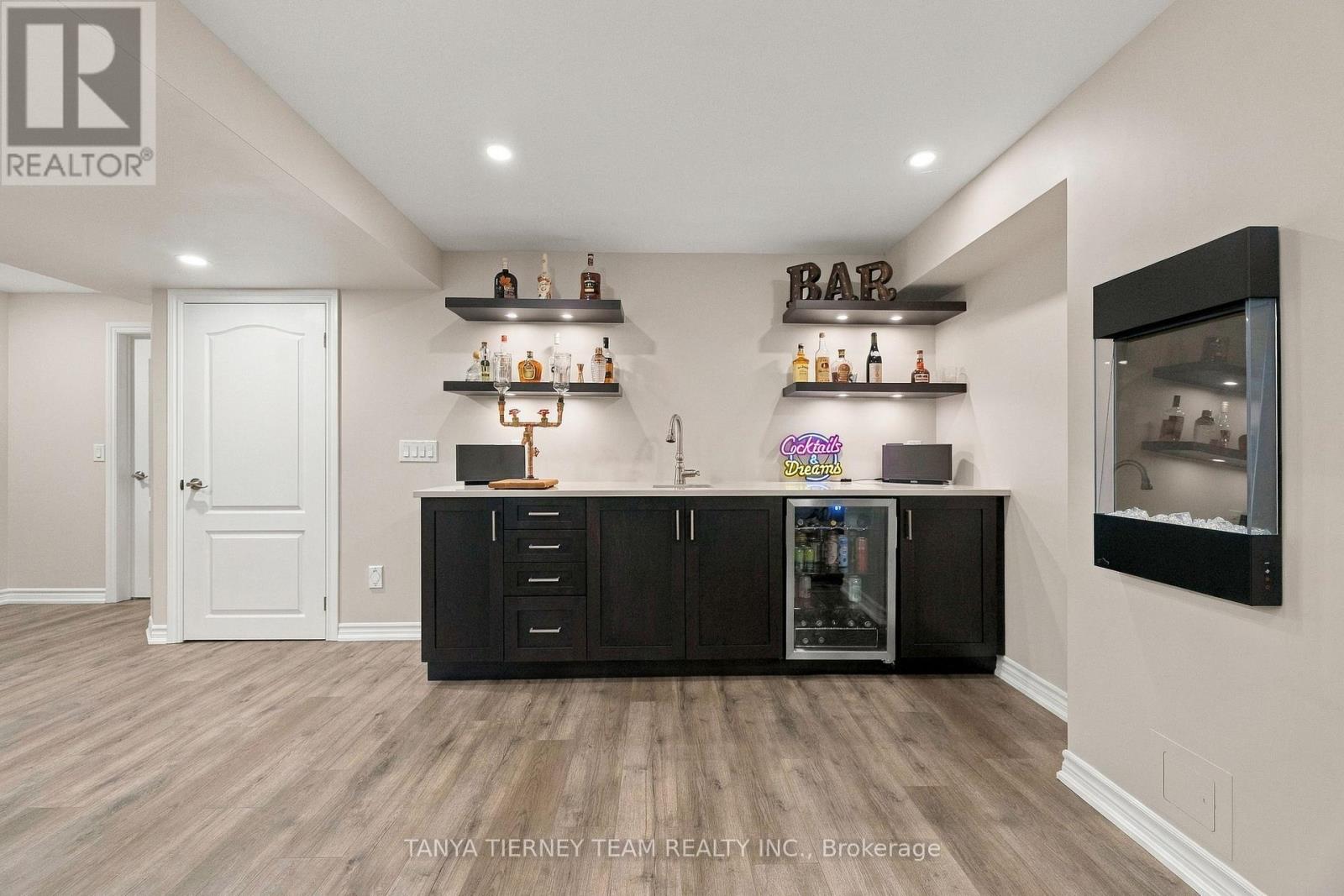 2 Delight Way Property Photo 40