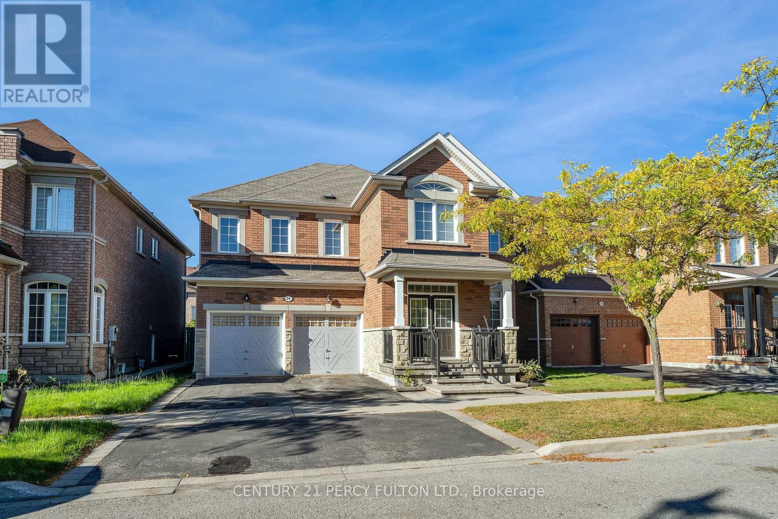 24 Cragg Crescent Property Photo 2