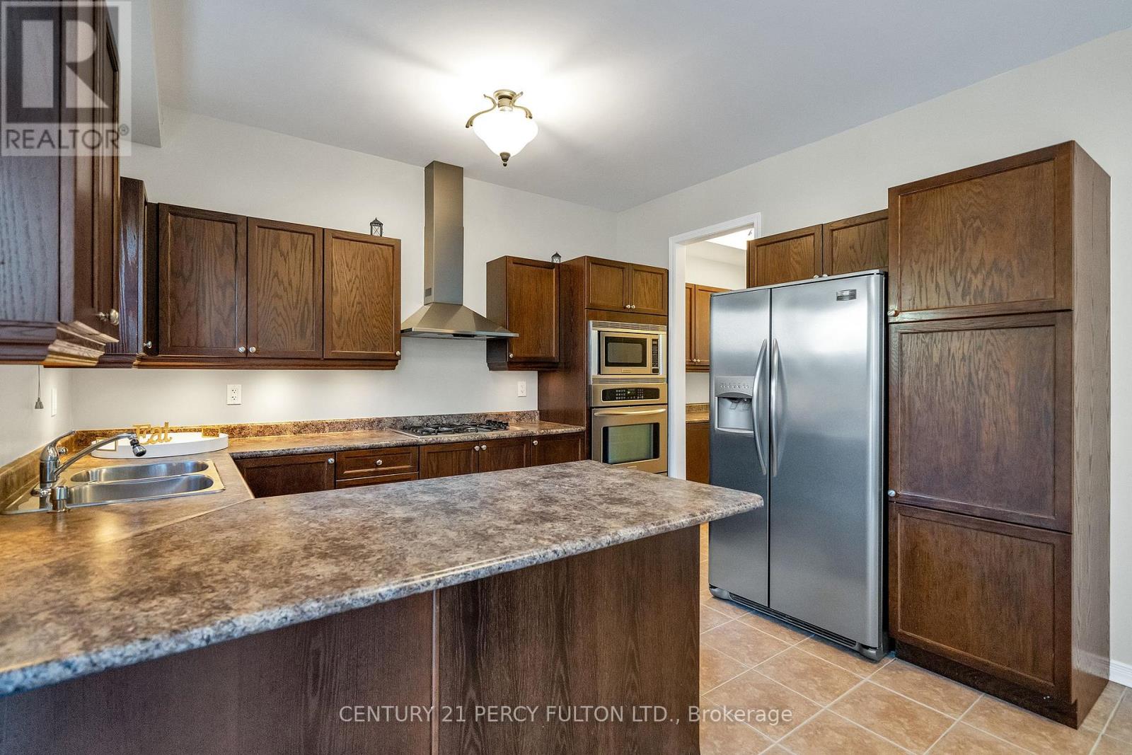 24 Cragg Crescent Property Photo 9