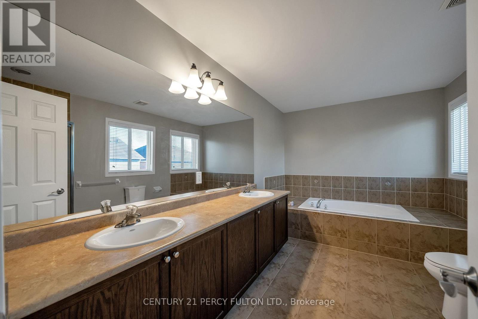 24 Cragg Crescent Property Photo 16