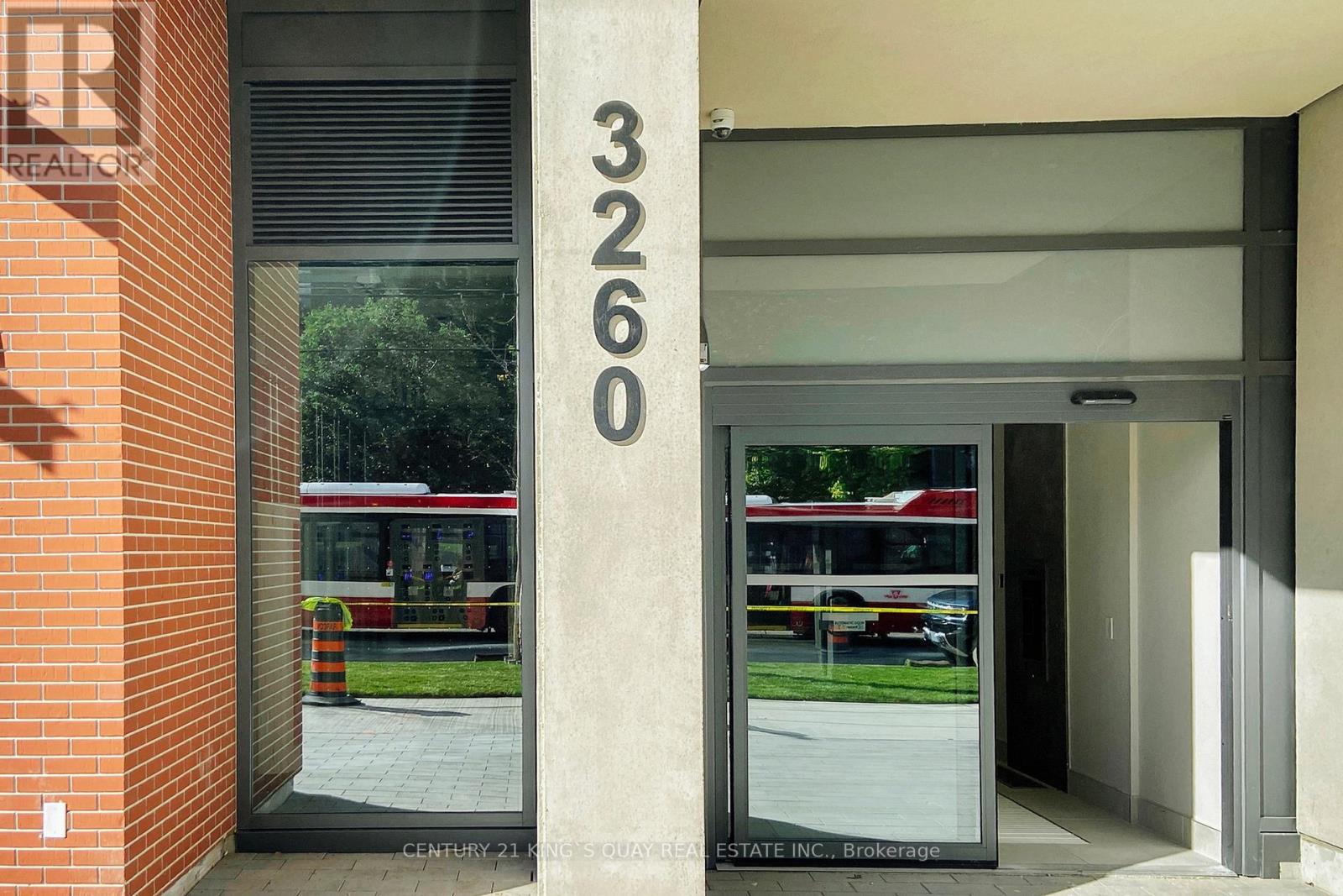302 - 3260 Sheppard Avenue E Property Photo 6