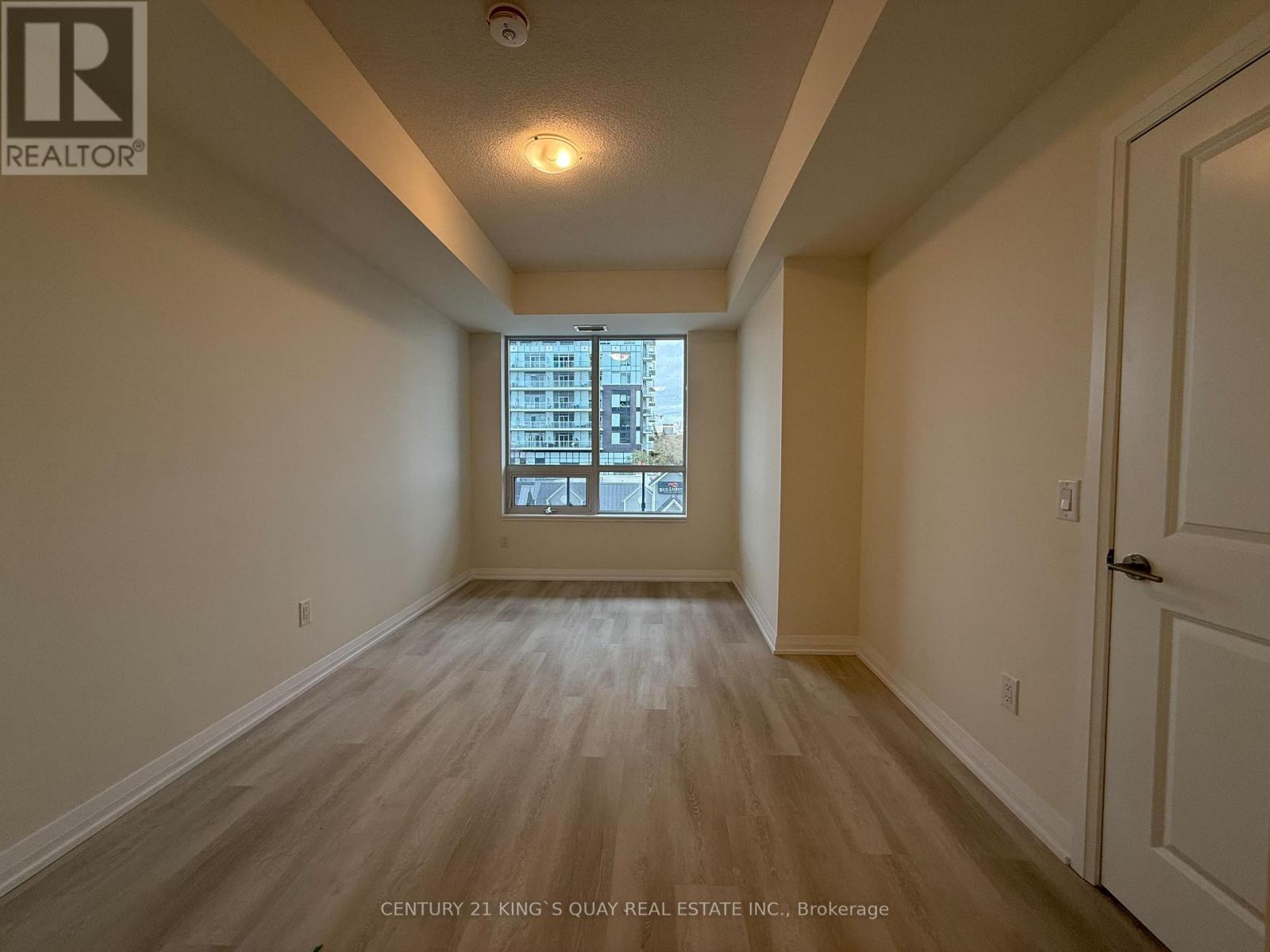 302 - 3260 Sheppard Avenue E Property Photo 19