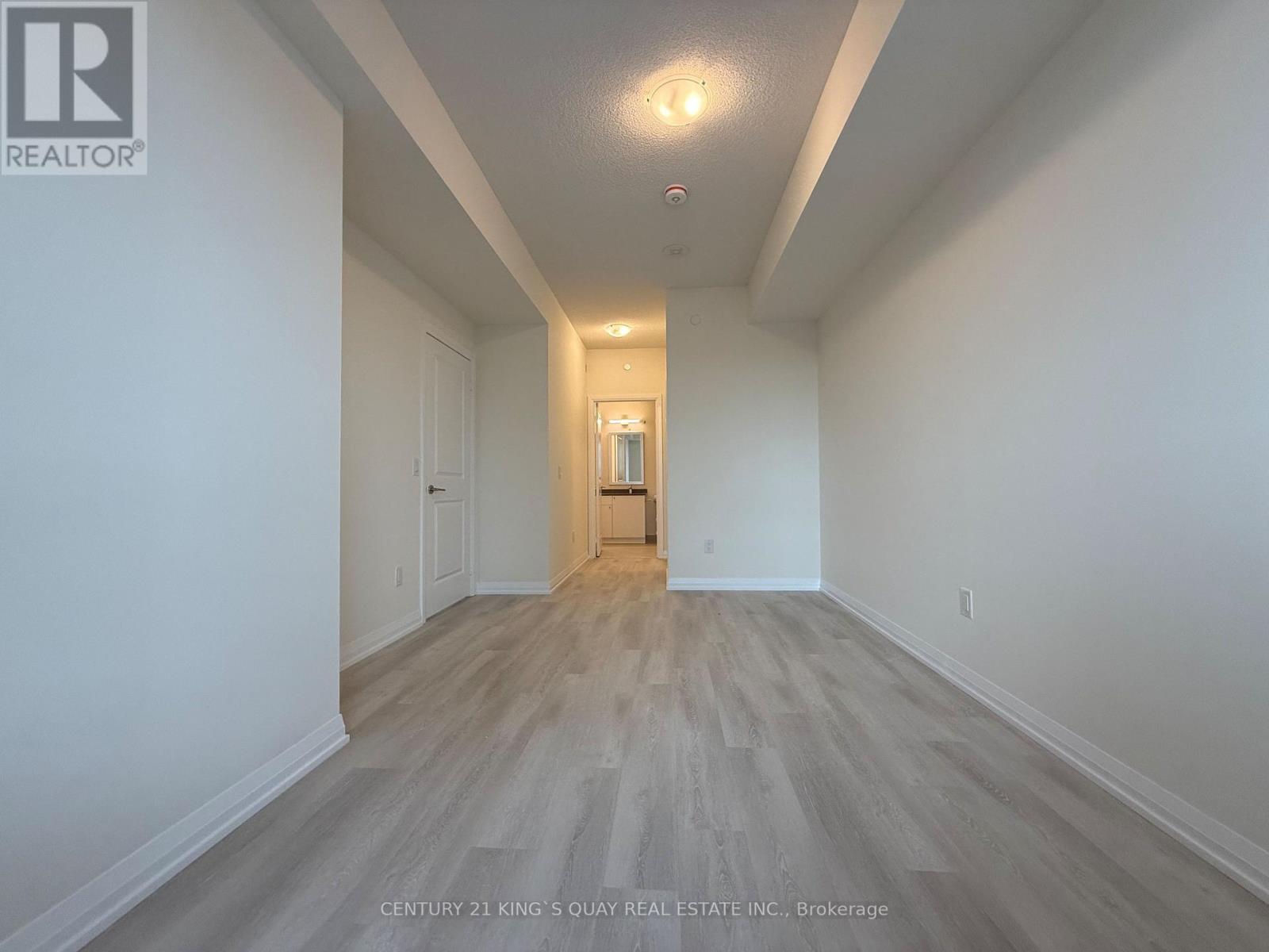 302 - 3260 Sheppard Avenue E Property Photo 21