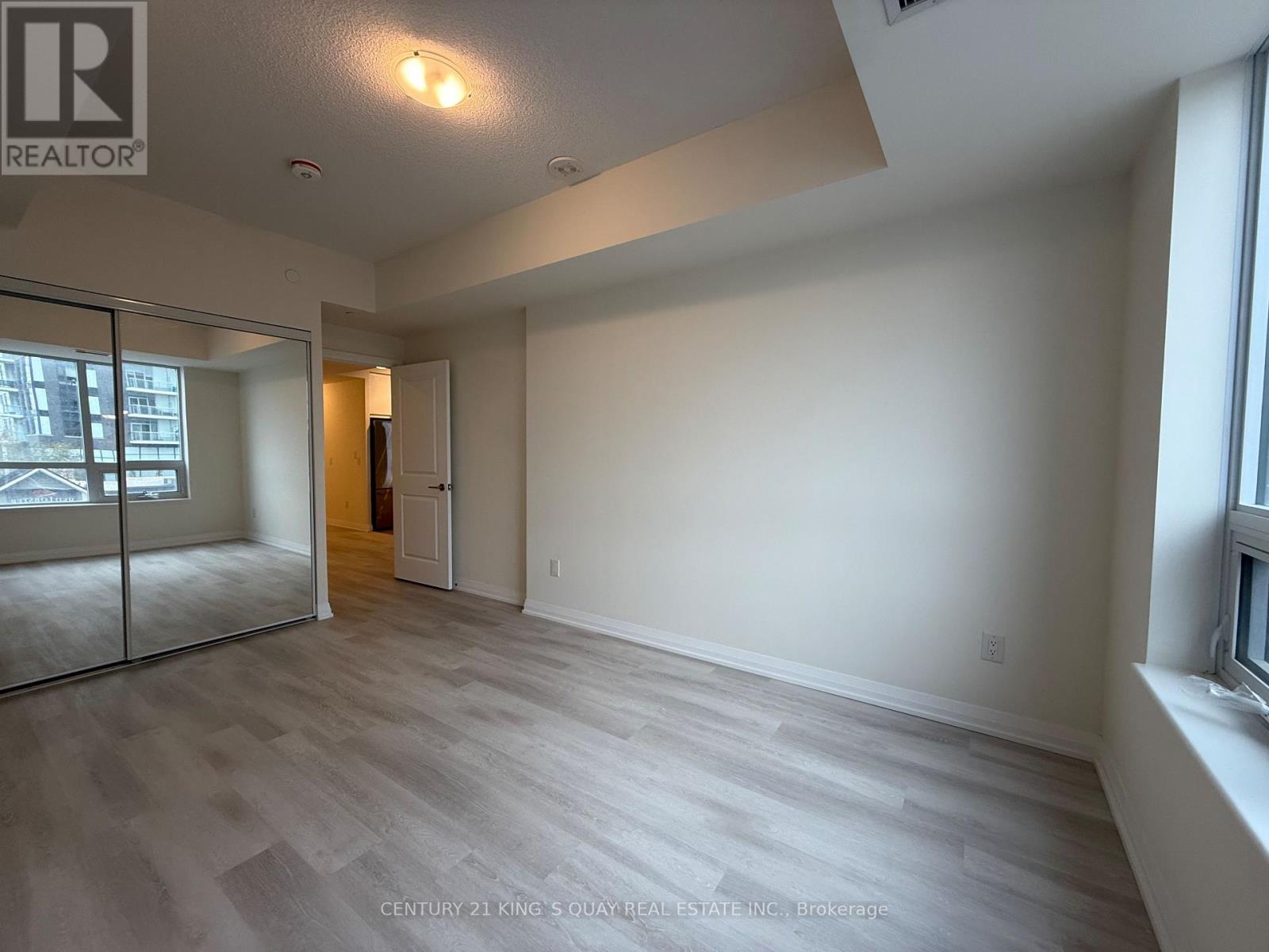 302 - 3260 Sheppard Avenue E Property Photo 26
