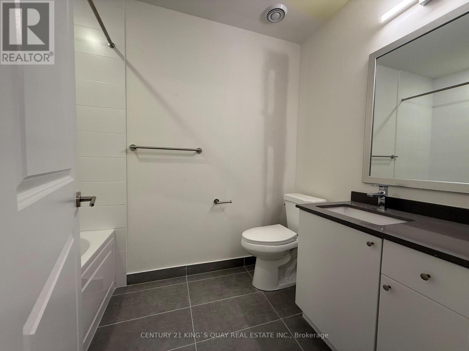 302 - 3260 Sheppard Avenue E Property Photo 28