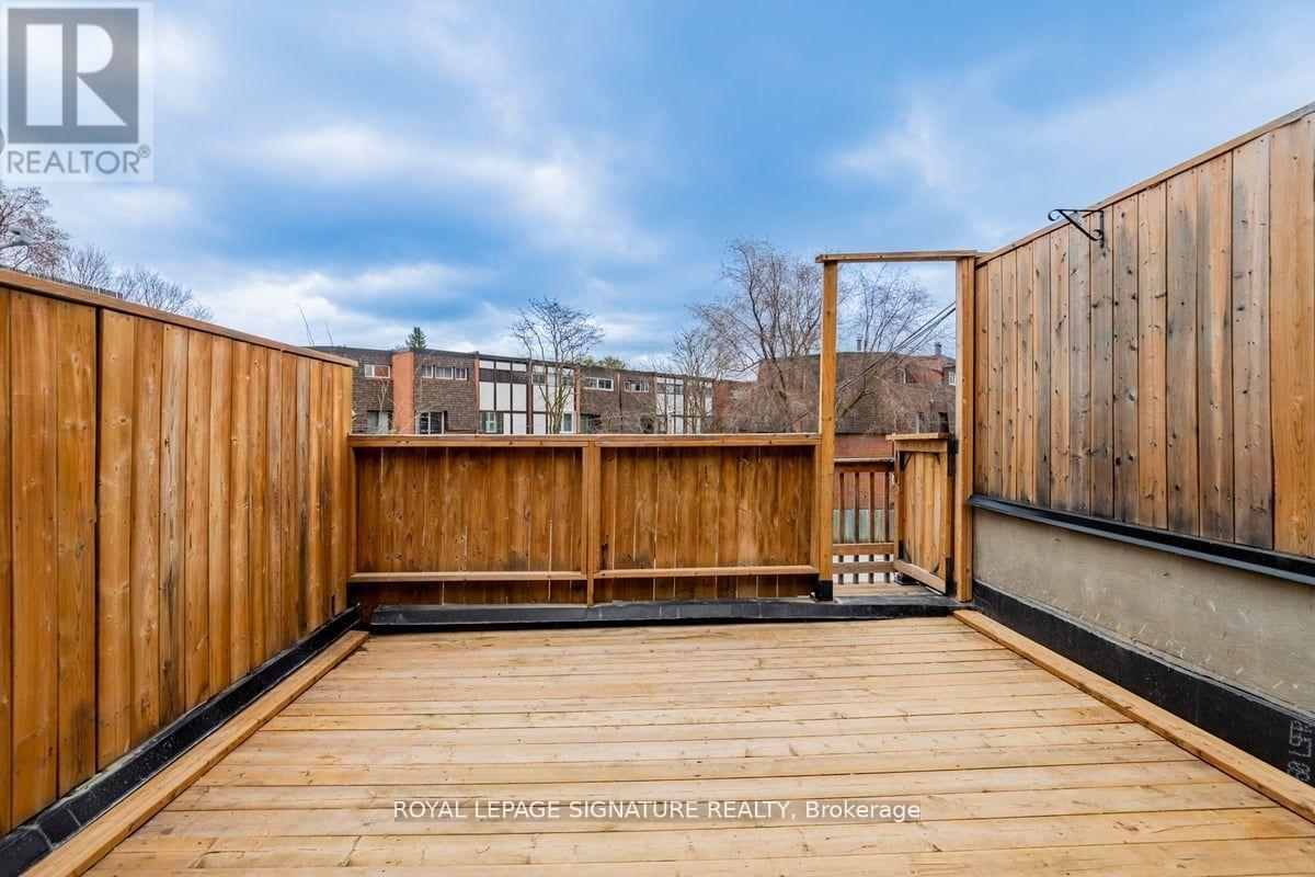 Upper - 851 O'connor Drive Property Photo 20