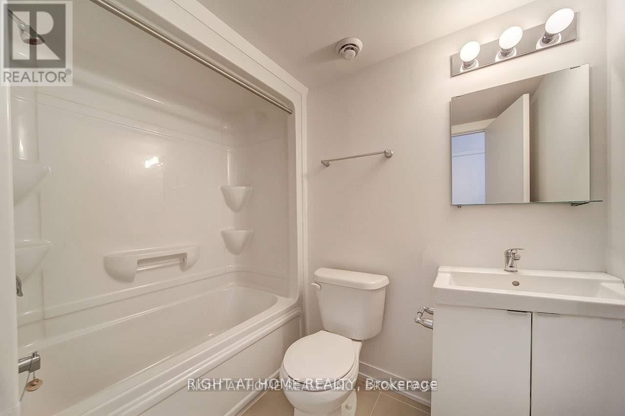 67 - 1760 Simcoe Street N Property Photo 6
