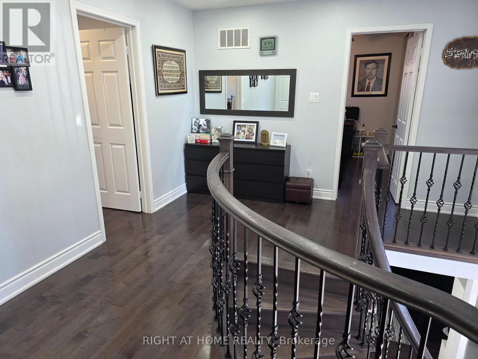 16 Griffiths Drive Property Photo 3