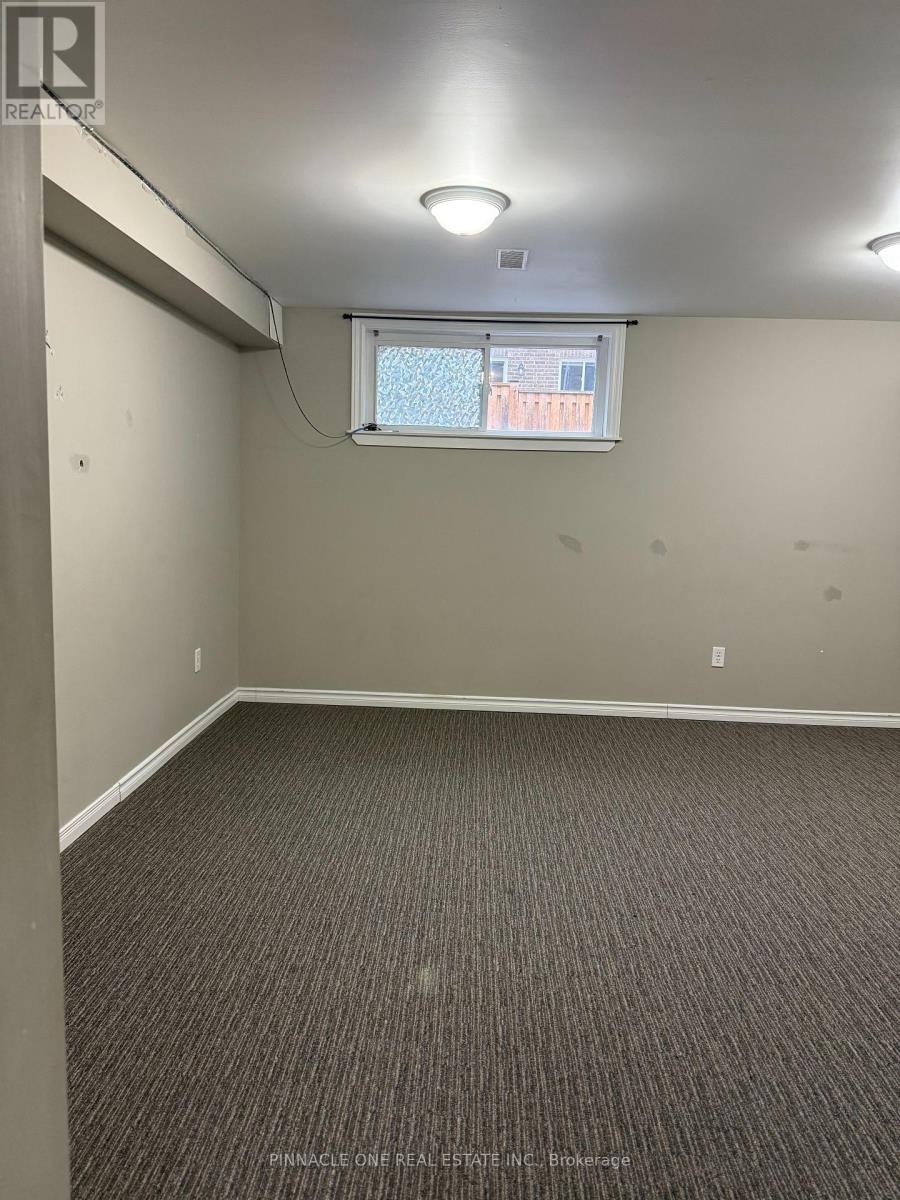 34 Markham Trail Property Photo 16