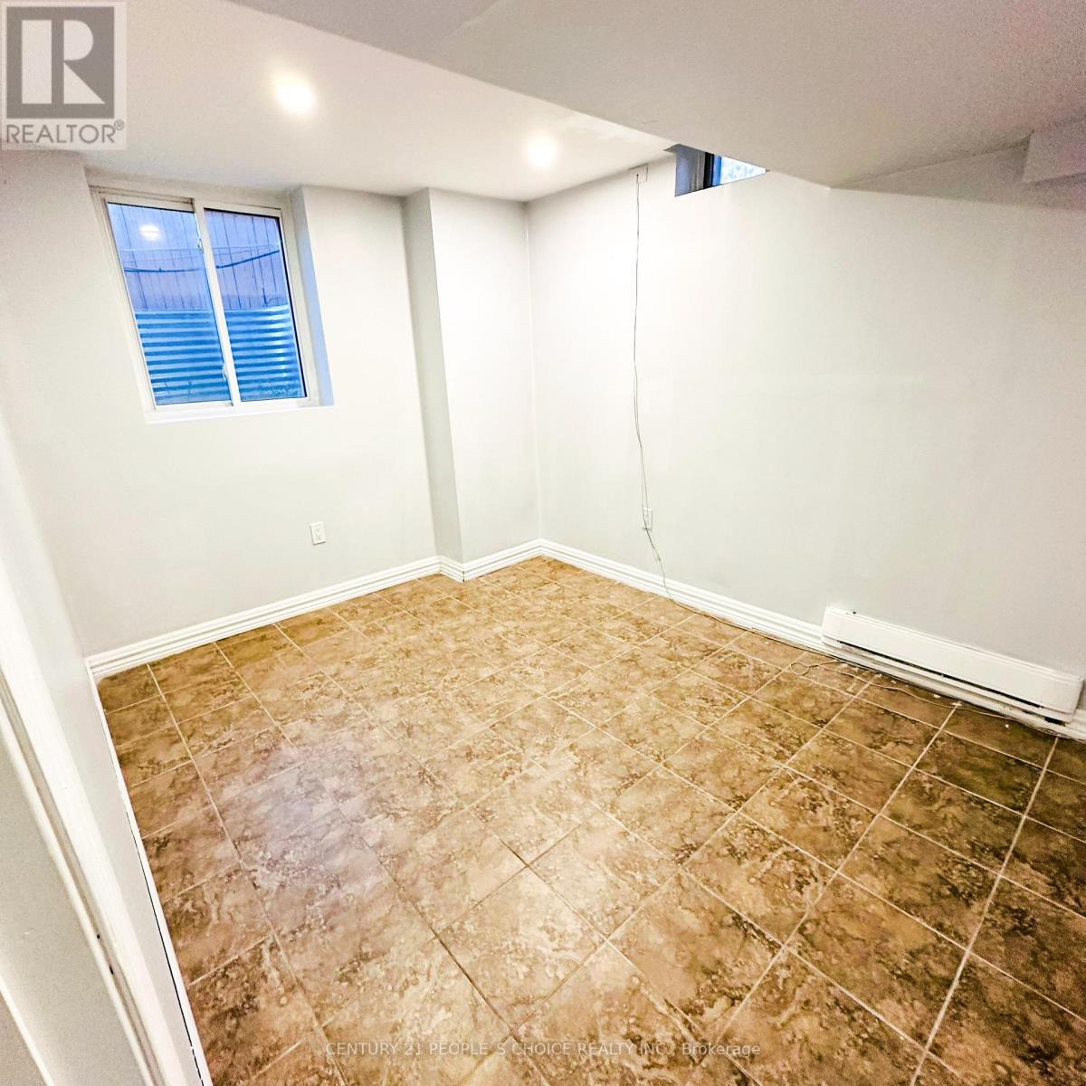 41 Coomer Crescent Property Photo 8