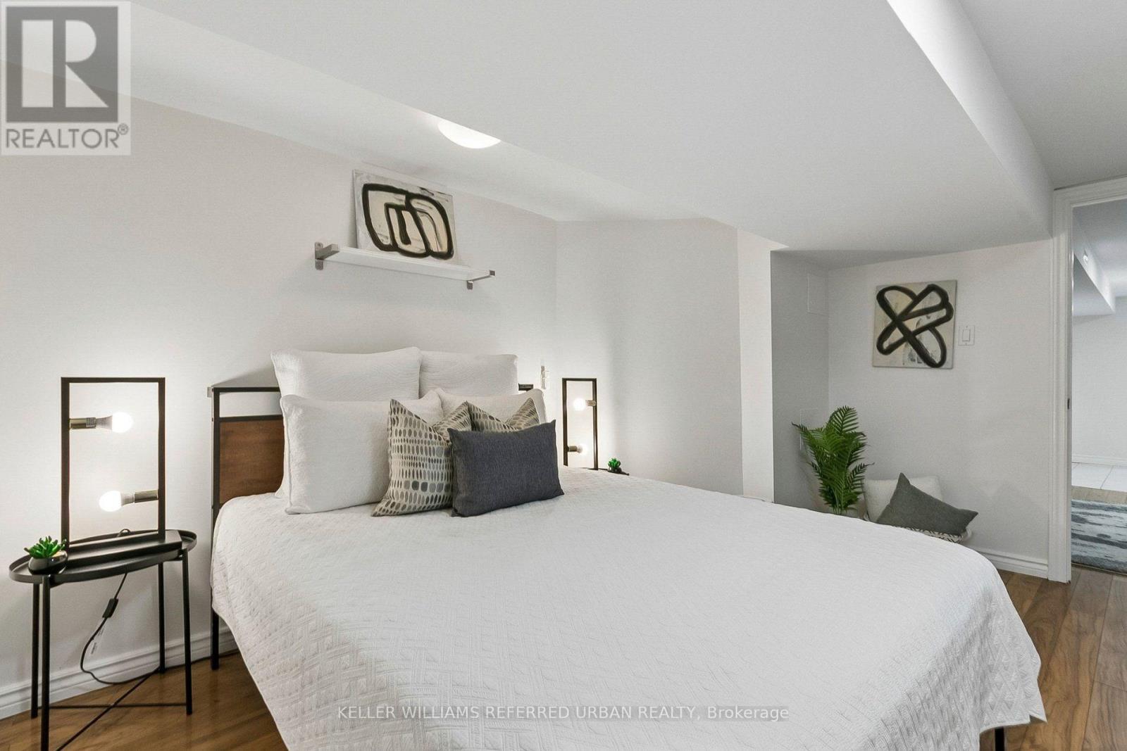 156 Rhodes Avenue Property Photo 17