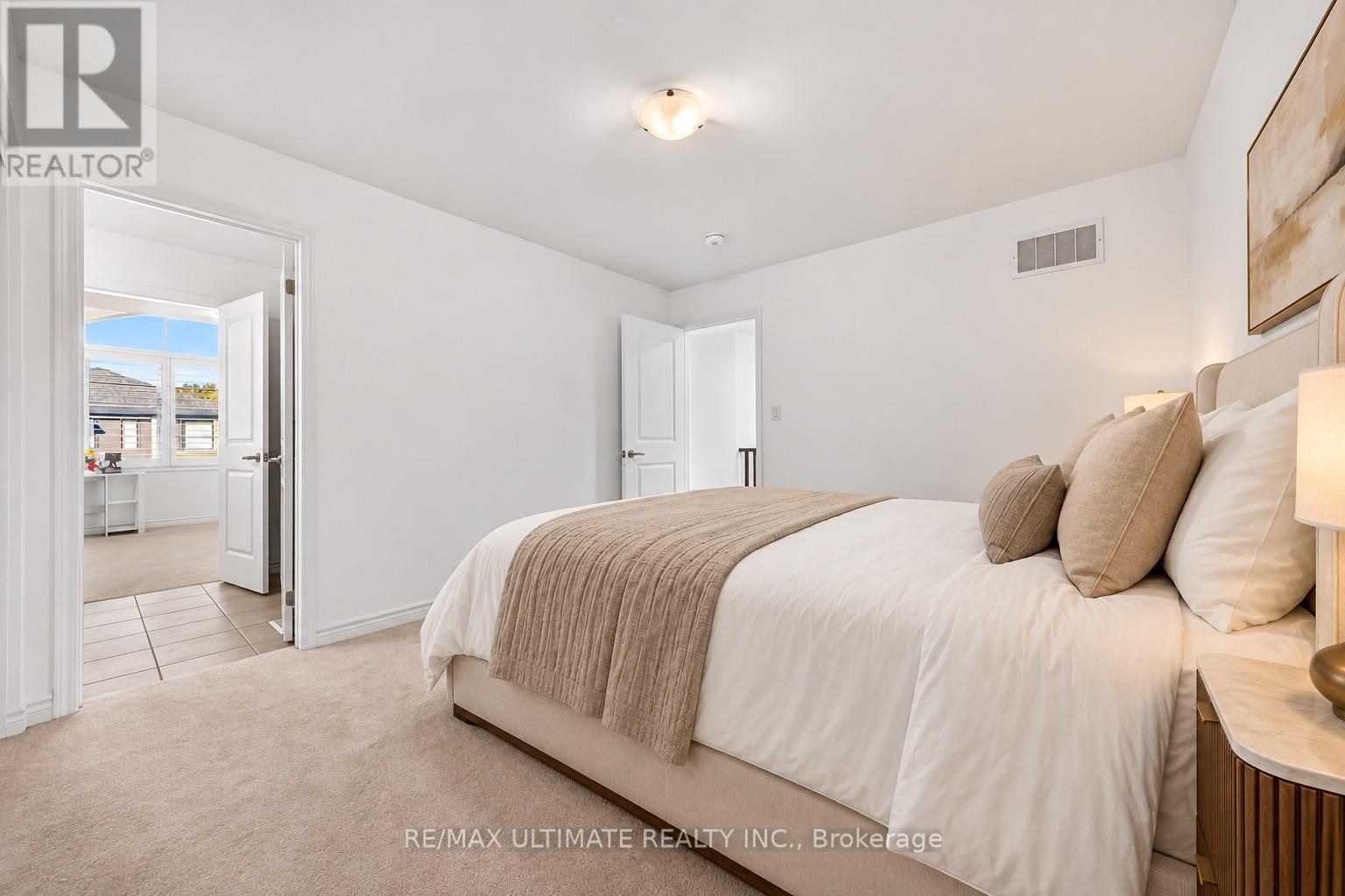 2885 Foxden Square Property Photo 40
