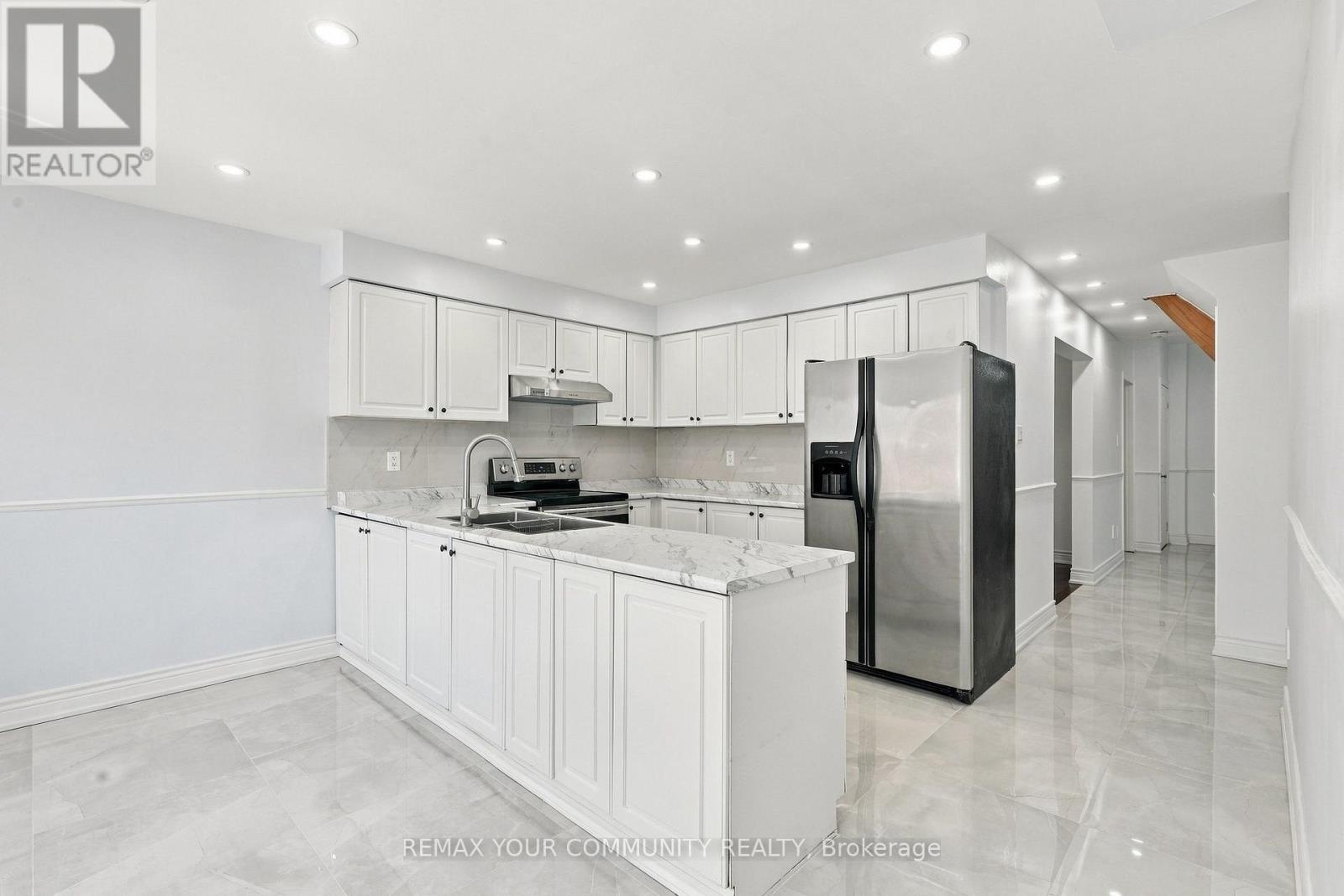 205 Hupfield Trail Property Photo 14