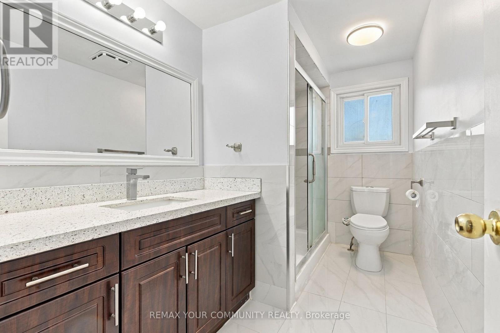 205 Hupfield Trail Property Photo 27