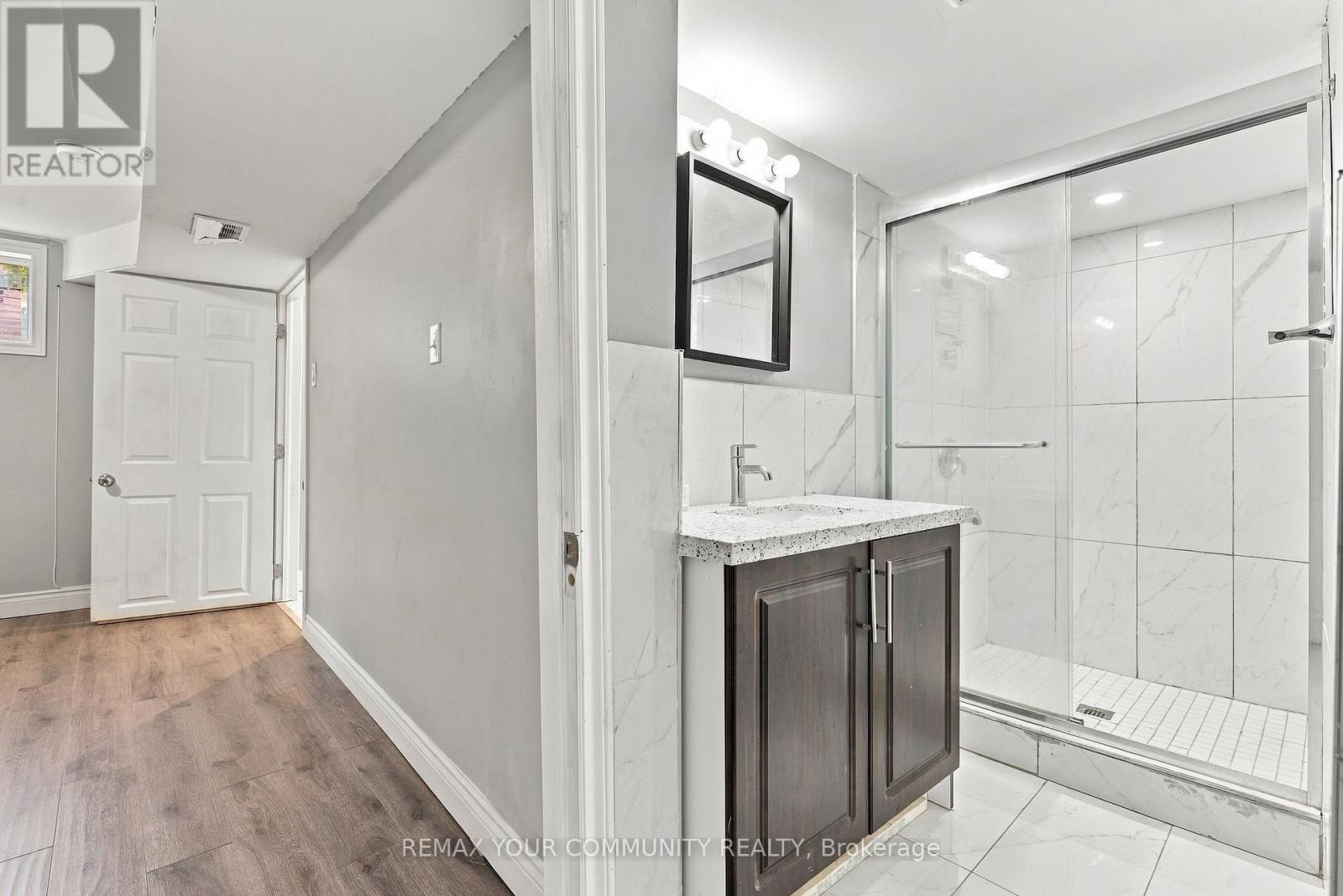 205 Hupfield Trail Property Photo 40