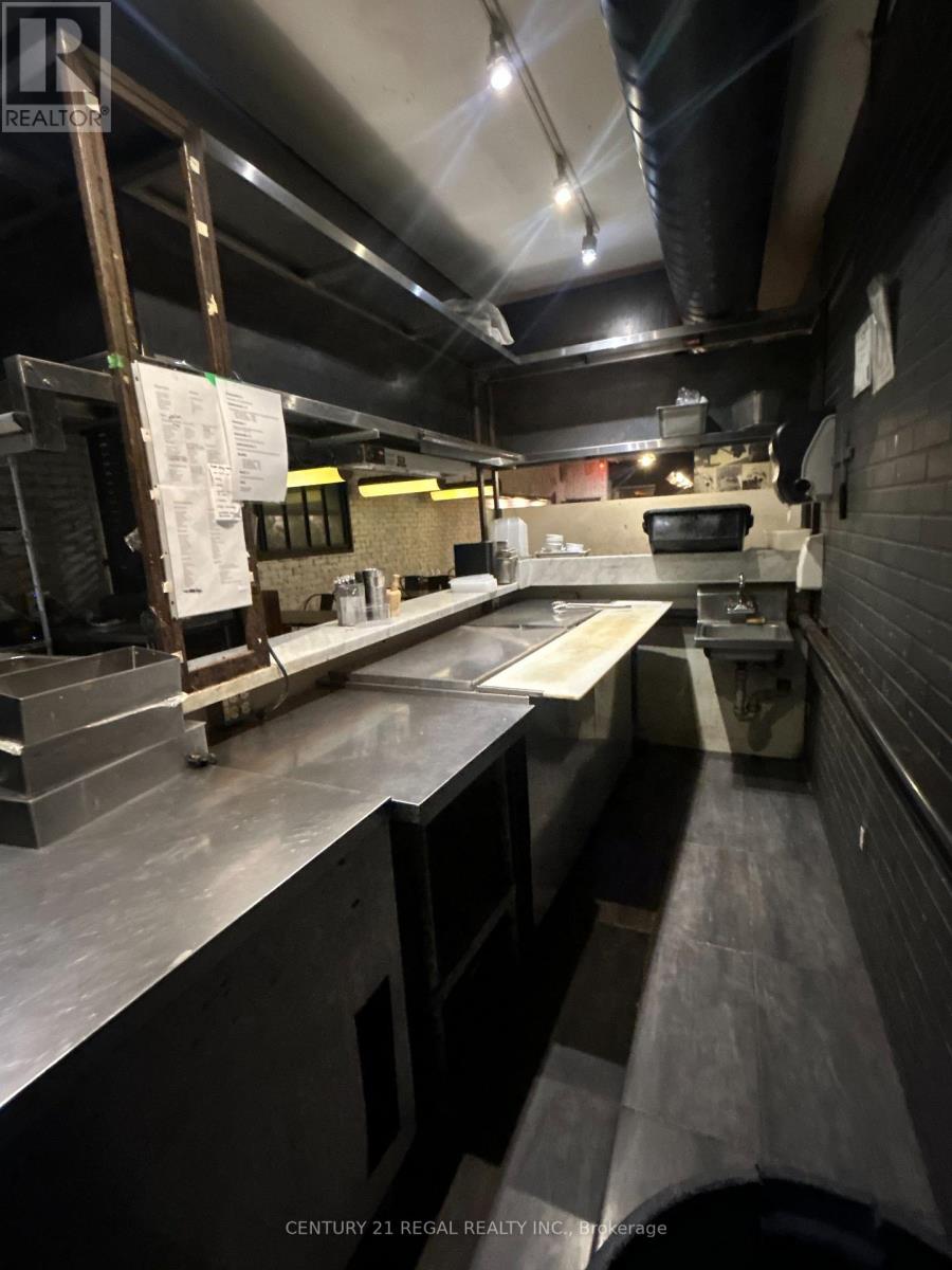 780 Queen Street E Property Photo 12