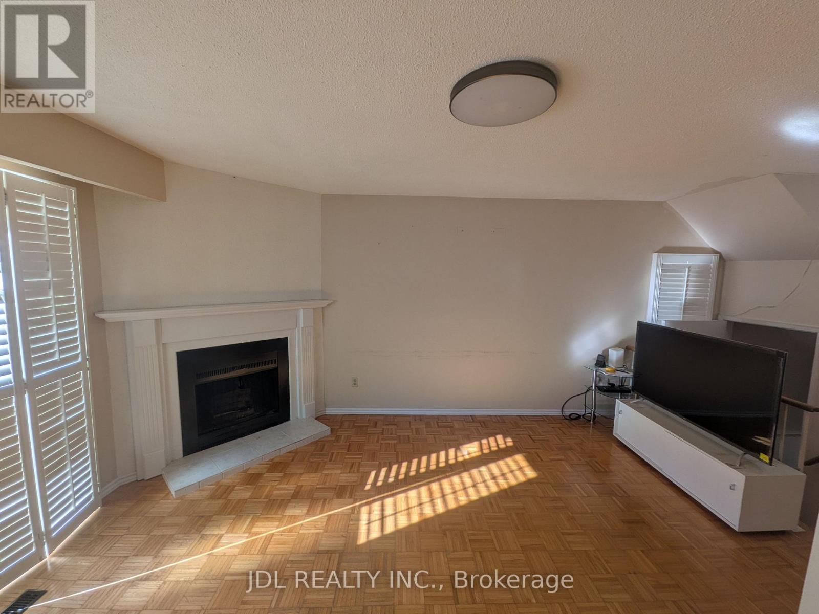 110 Bellefontaine Street Property Photo 4