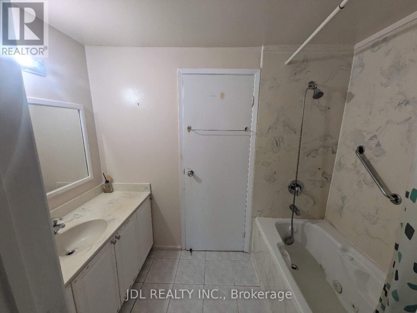 110 Bellefontaine Street Property Photo 14