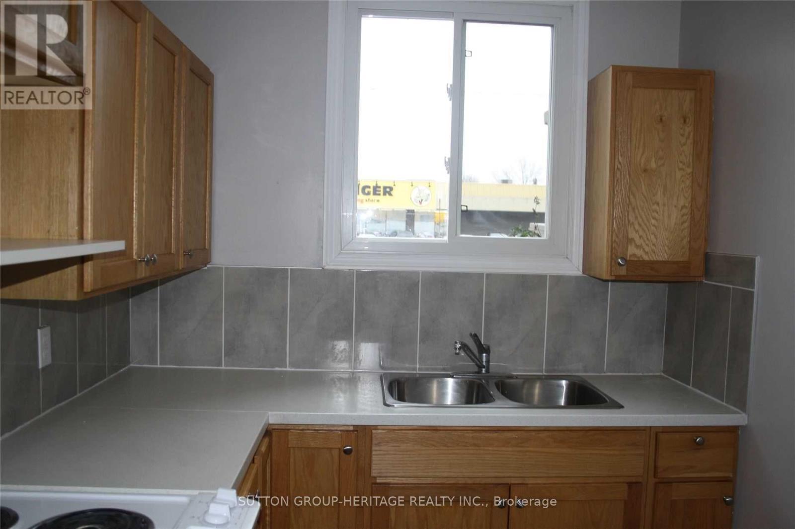 1 - 509 Colborne Street W Property Photo 6