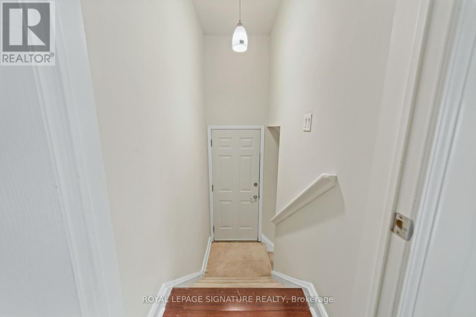 4 Moss Street Property Photo 16