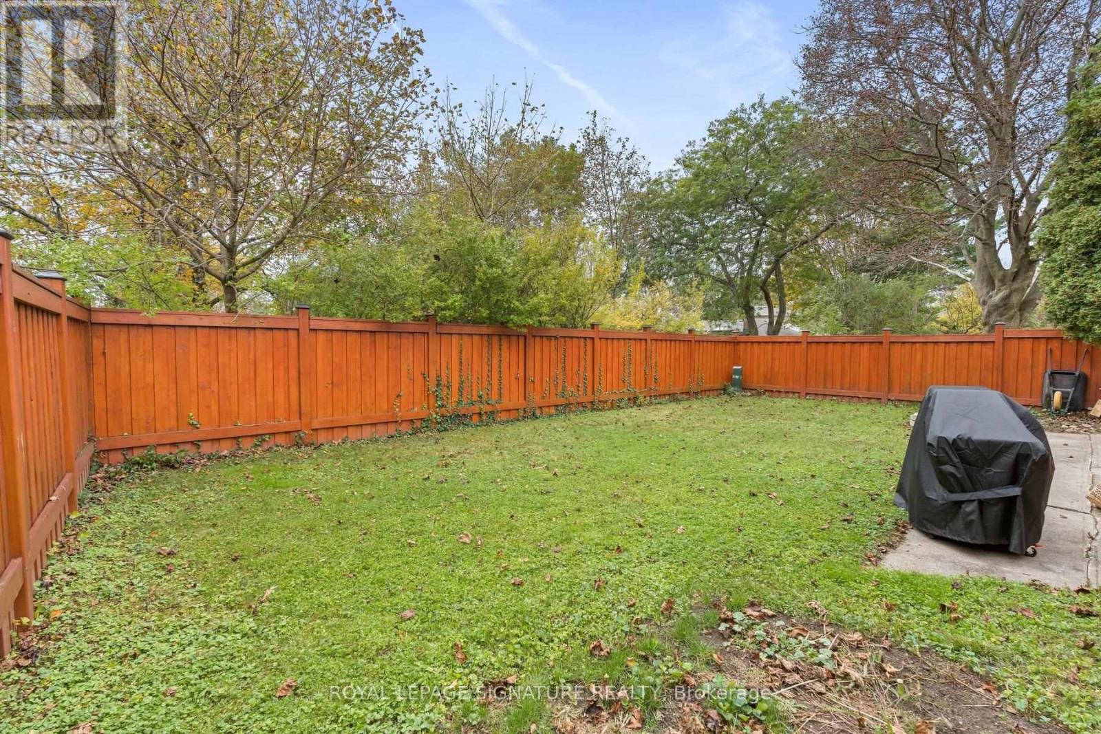 4 Moss Street Property Photo 25