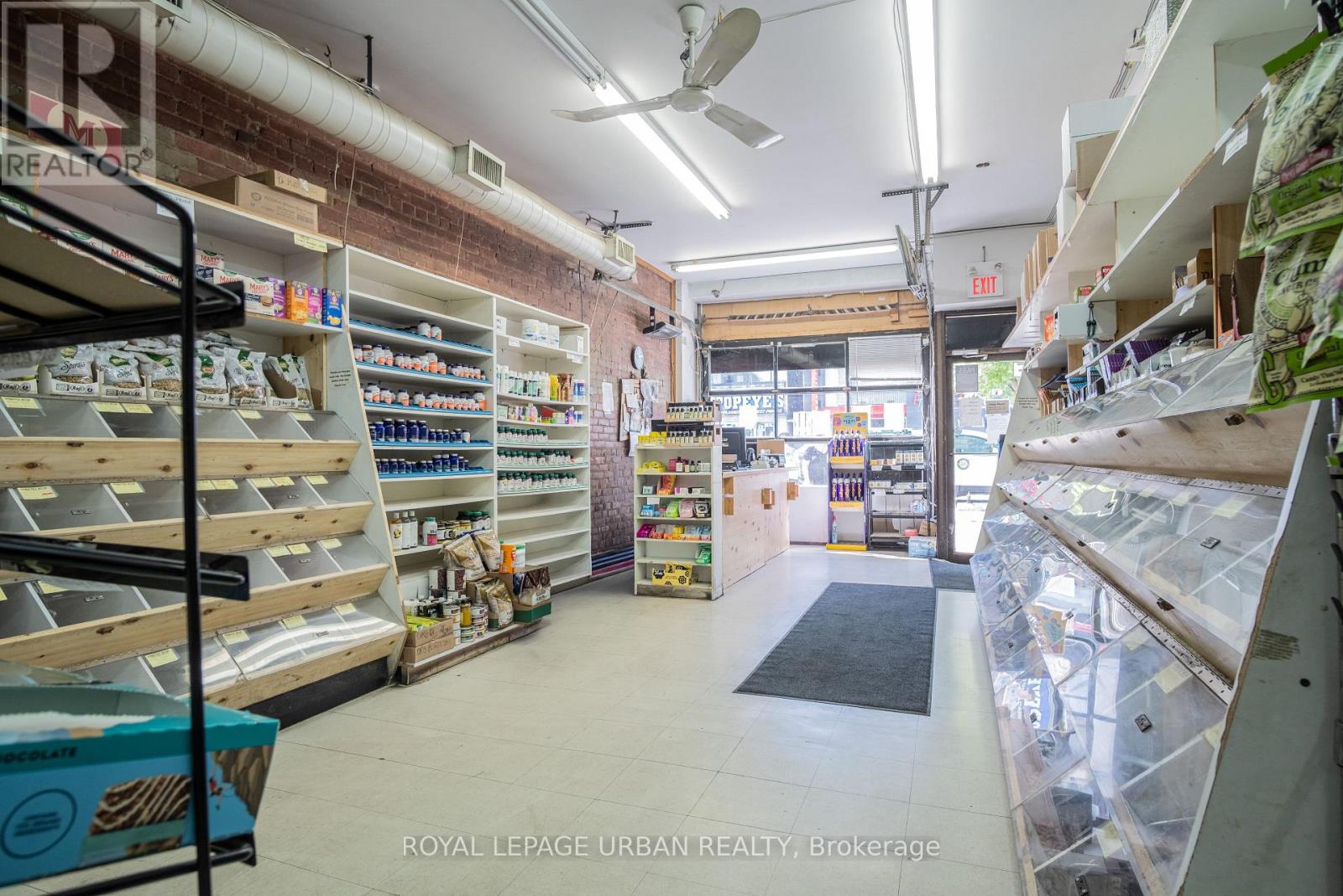 638 Danforth Avenue Property Photo 23