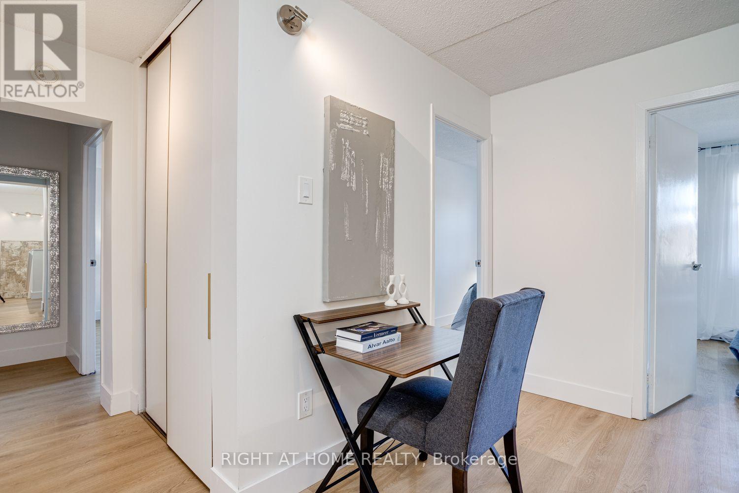 207 - 580 Mary Street E Property Photo 26