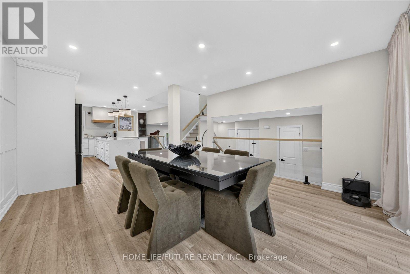7 Toms Court Property Photo 8