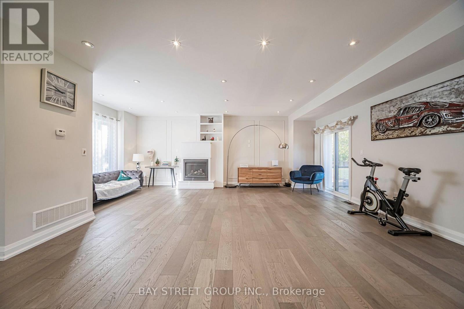 428 Brownfield Gardens Property Photo 7