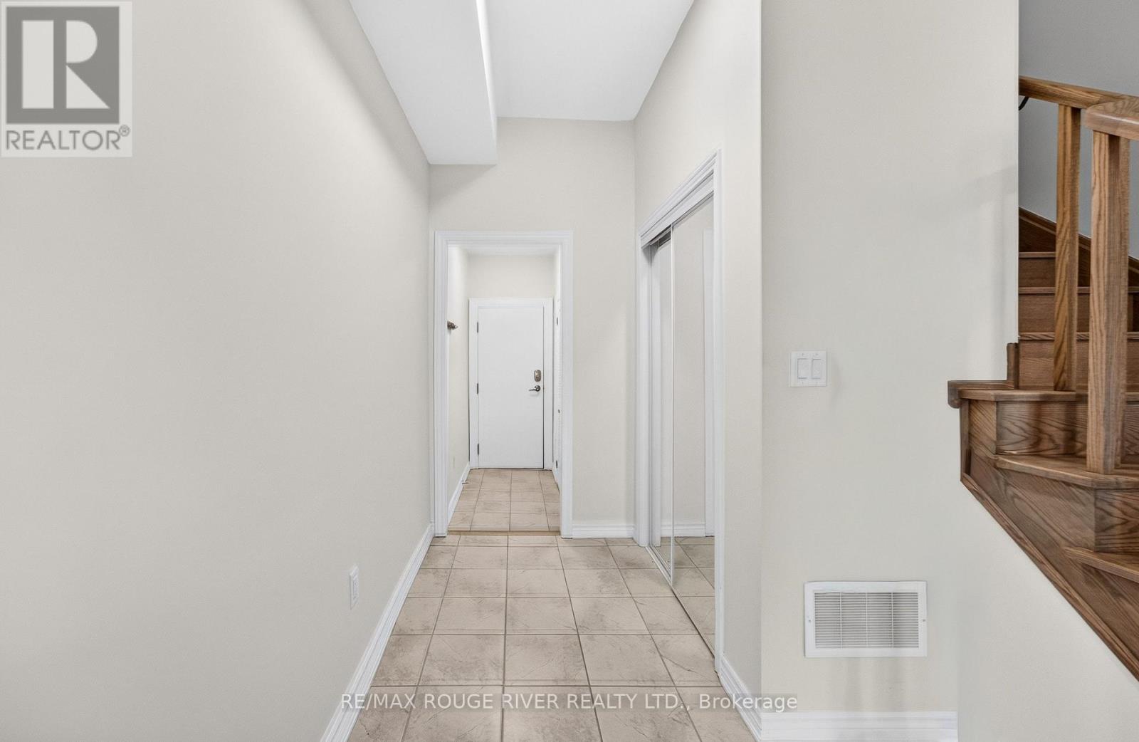 202 - 1034 Reflection Place Property Photo 36