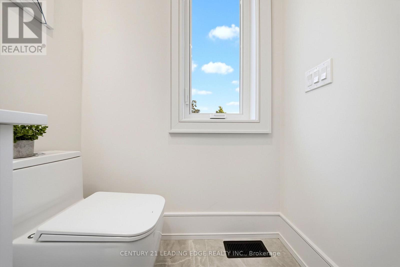 158 Hillcrest Drive Property Photo 32