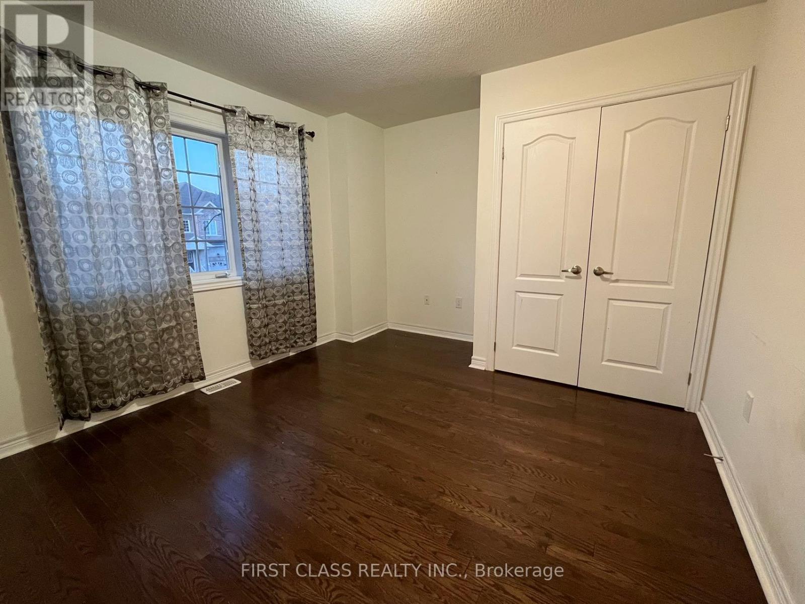 69 Promenade Drive Property Photo 12