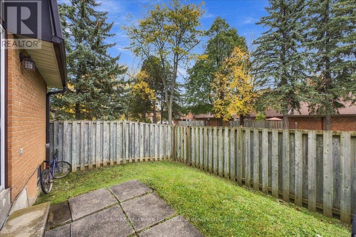 4 - 1415 Fieldlight Boulevard Property Photo 37