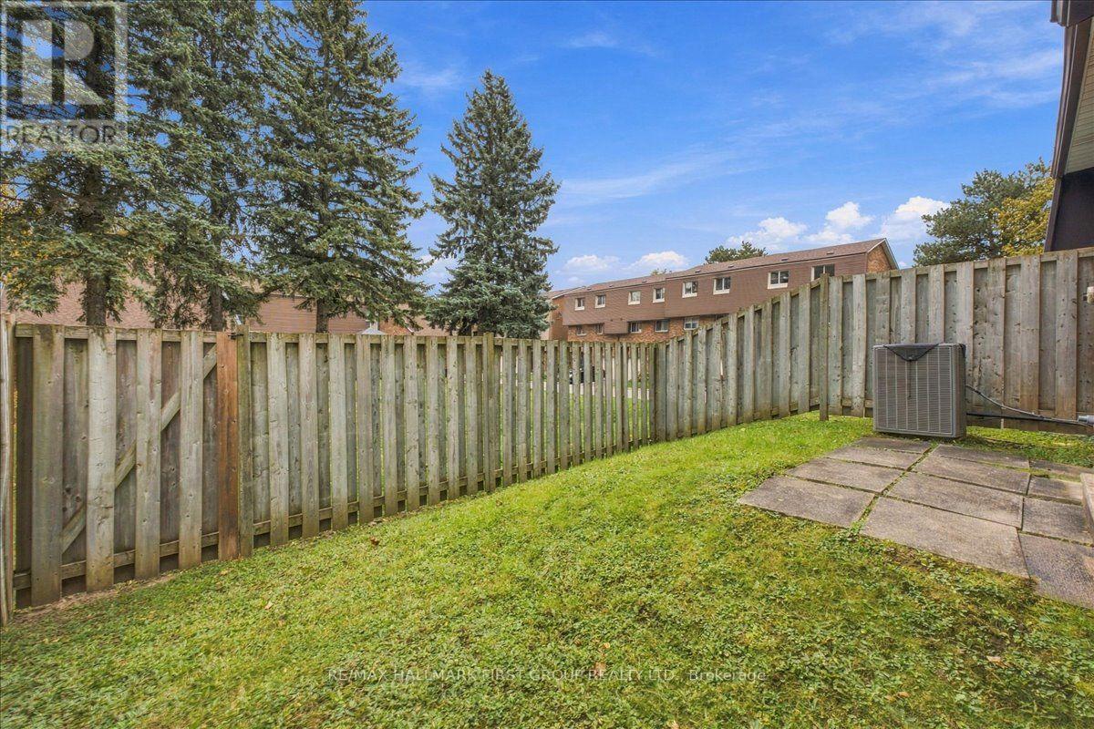 4 - 1415 Fieldlight Boulevard Property Photo 41