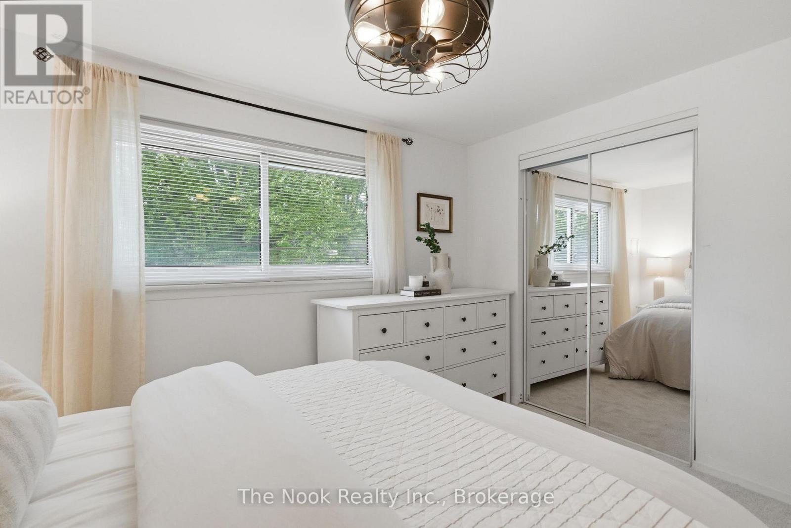 30 Deerpark Crescent Property Photo 29