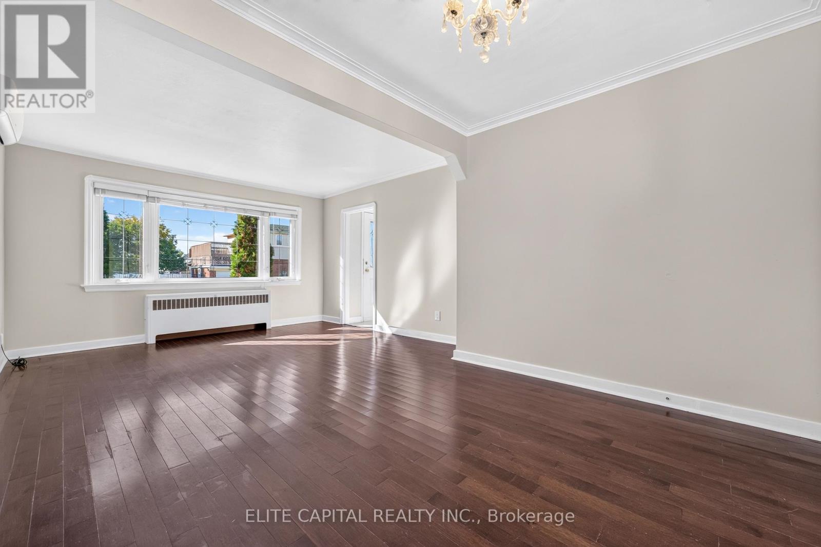 65 Princemere Crescent Property Photo 4